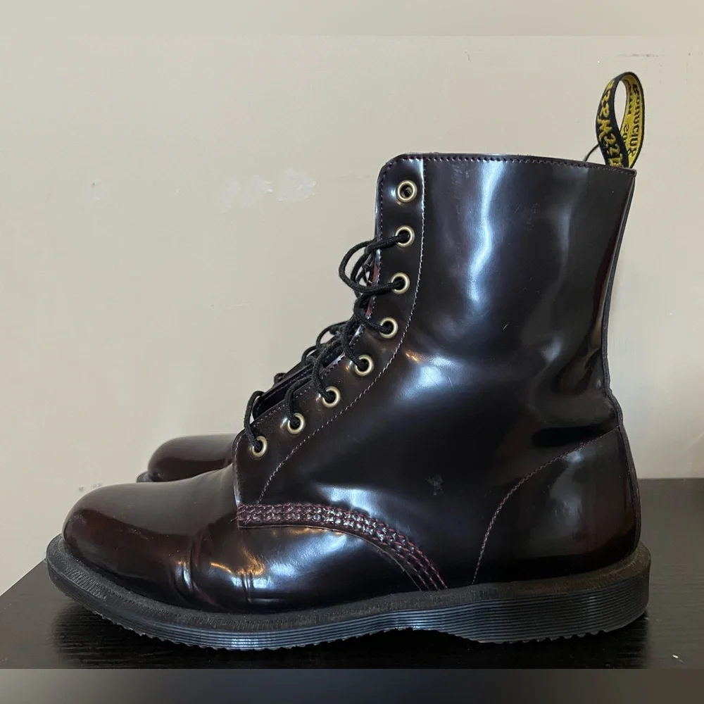 Dr. Martens | Elsham Lace-Up Boots in Cherry Red - Picture 5 of 9